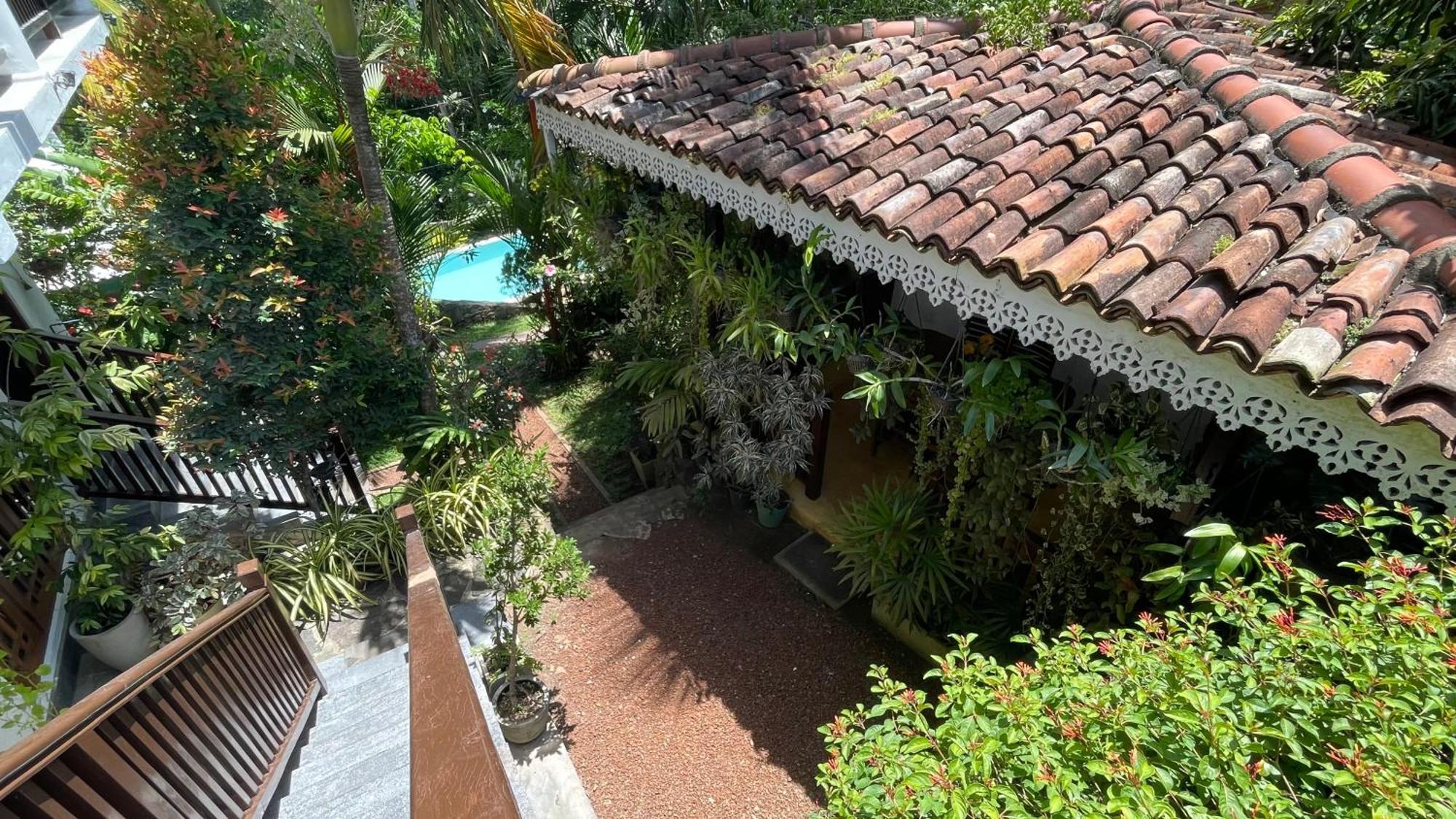 Bouganvilla House Unawatuna Exteriör bild
